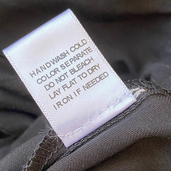 NWT - Gilli Paperbag Shorts - Picture 5 of 5